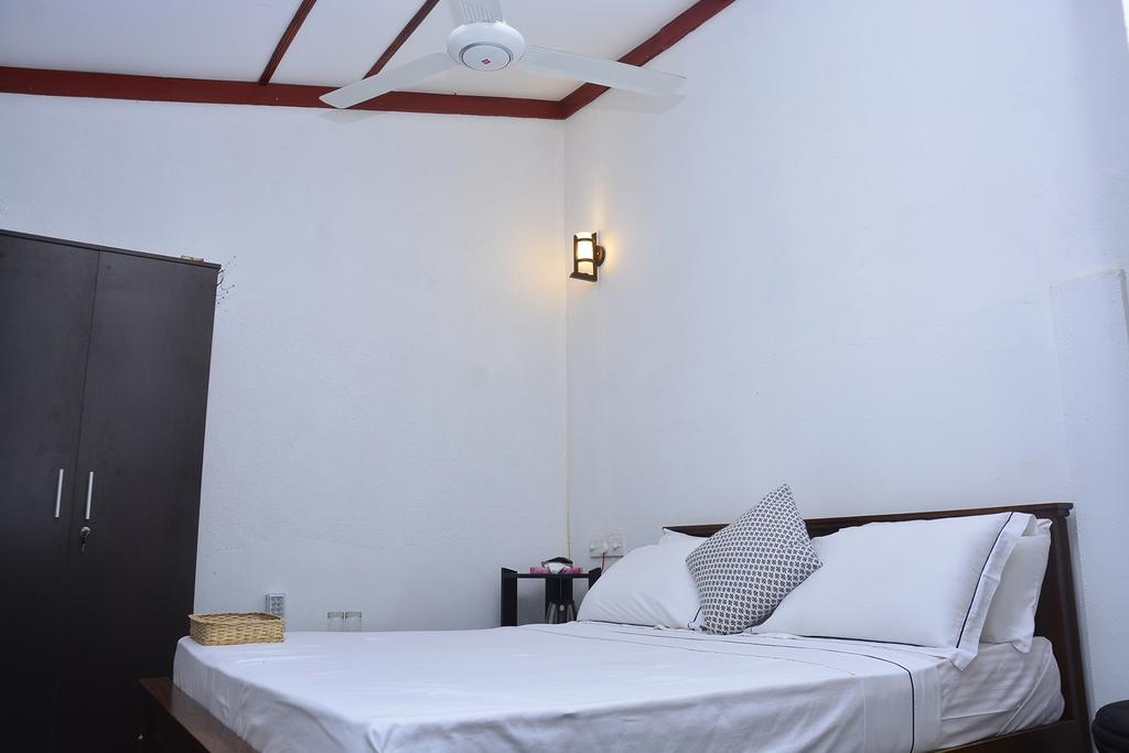 Livinginn Polonnaruwa Bagian luar foto